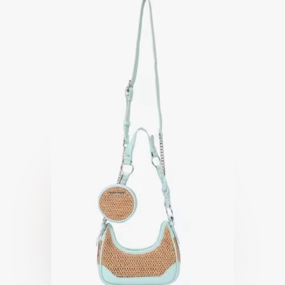 STEVE MADDEN
Bdaryll Shoulder Bag with Adjustable Strap - Picture 7 of 11